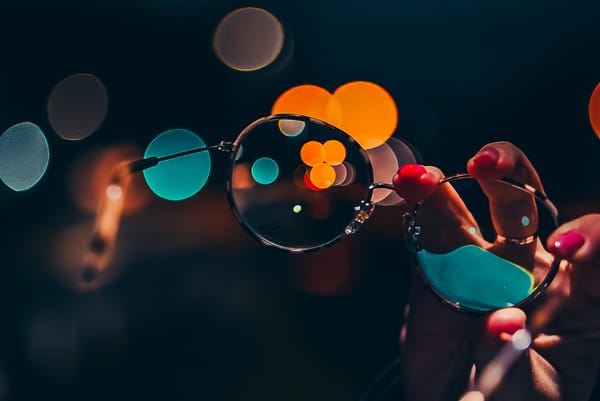 From Framing Risks to Framing Scenes